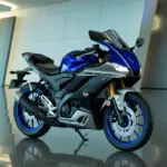 स्टाइल और स्पीड के शौकीनों के लिए Yamaha R15 V4..! 55KM माइलेज, रेसिंग DNA और एडवांस फीचर्स